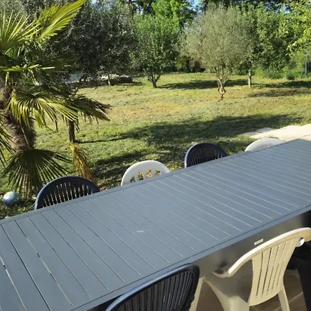 La Batisse A Deux Tours Semesterbostad